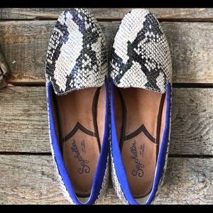 Snake Skin Flats Size 6.5